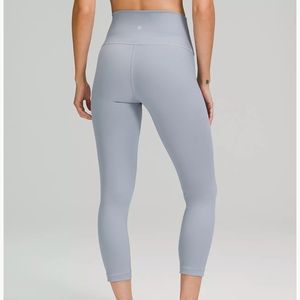 Wunder Under High-Rise Crop 8